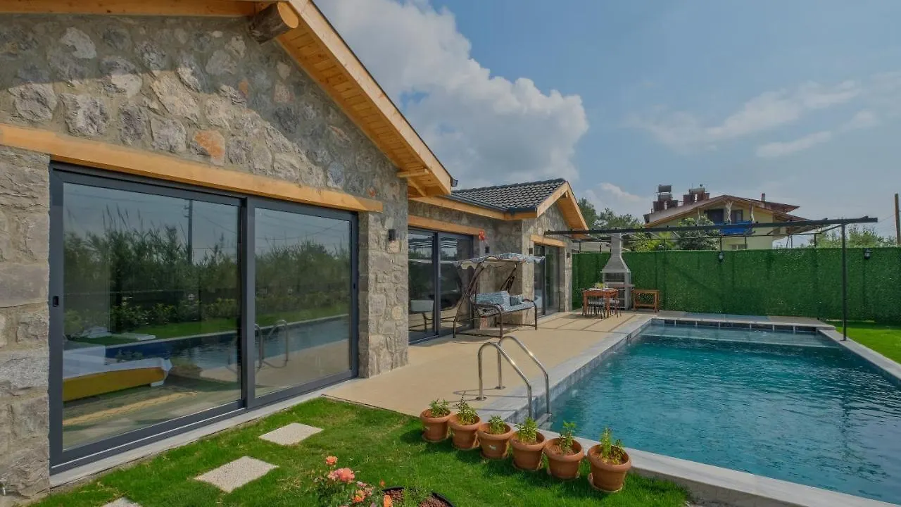 Guntekin Stone Villa Fethiye